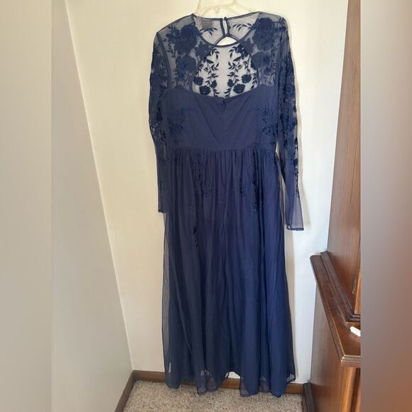 ASOS Navy lace sheer floral long sleeve long dress  cutout back size 12 - Picture 10 of 13